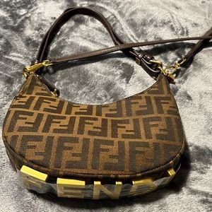❤️Fendi Fendigraphy bag 💕💕